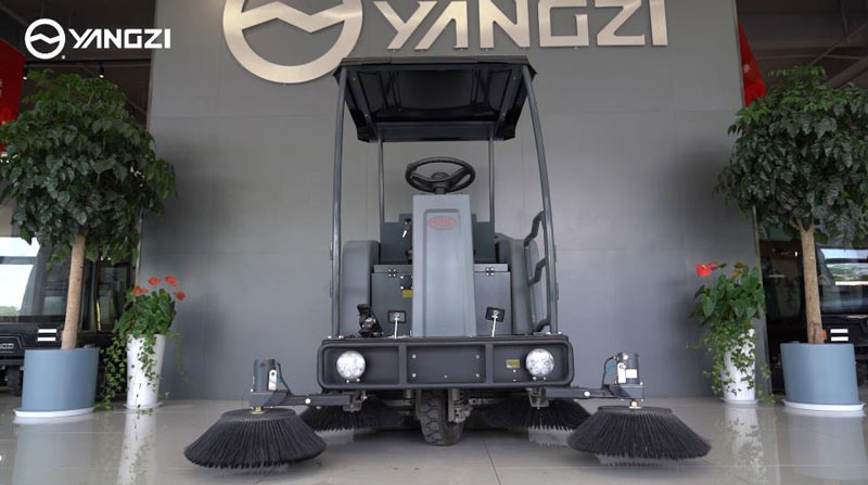 為建筑工地選擇好的掃地機