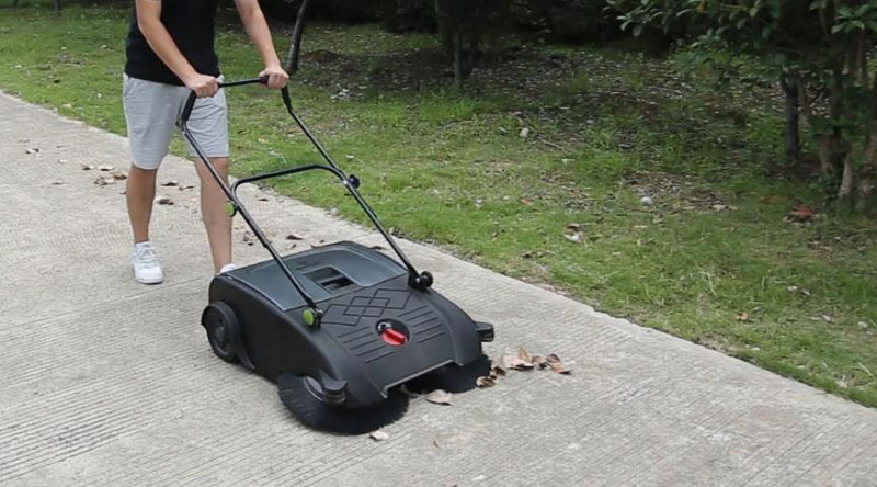 手推式掃地機(jī)和駕駛式掃地機(jī)哪個(gè)好