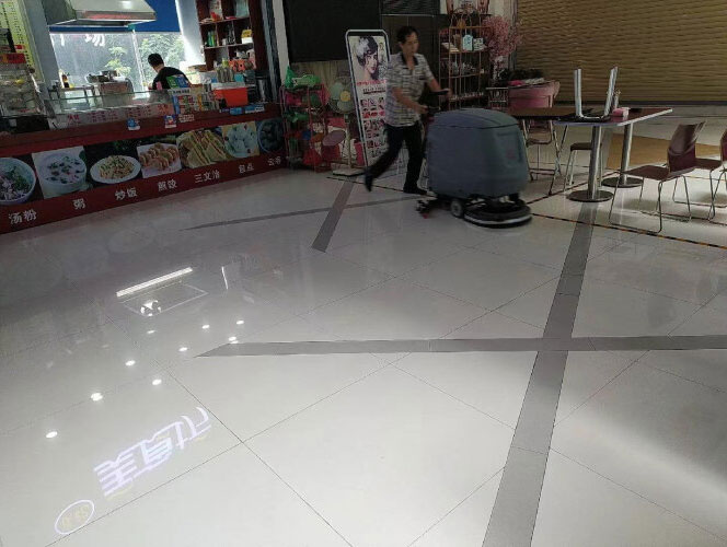 物業小區選購洗地機注意事項