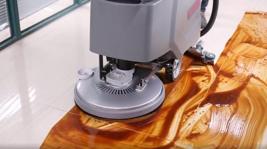 商用洗地機(jī)用機(jī)6要點(diǎn) 商用洗地機(jī)用機(jī)6要點(diǎn)