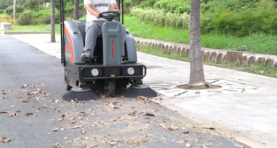 揚子掃地車道路清掃車多少錢 揚子掃地車道路清掃車多少錢